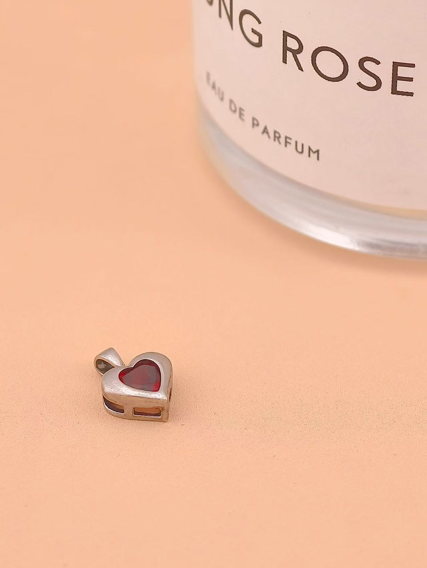 Heart Garnet Sterling Silver Pendant image