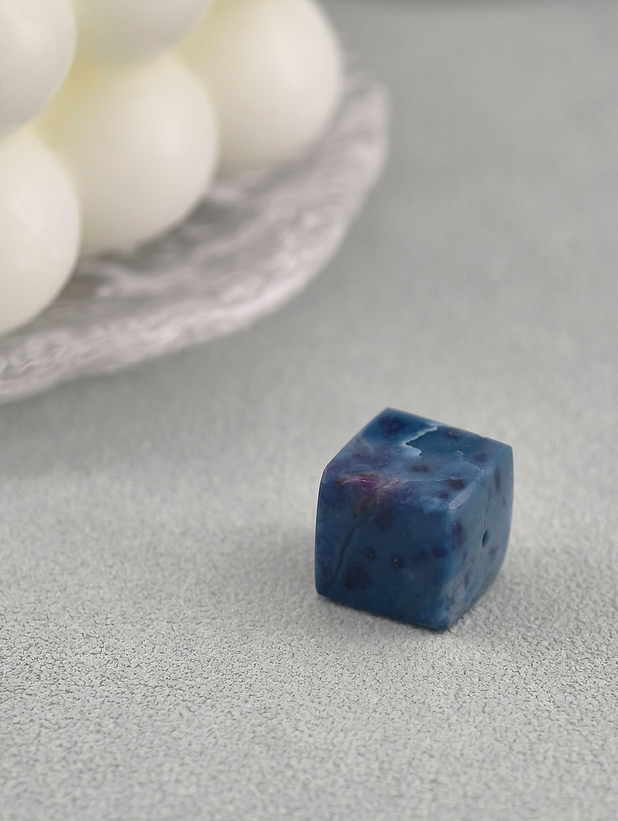 Natural Blue-Purple Cherry Blossom Sugilite DIY Accessory