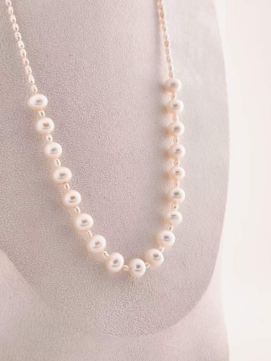 Natural Freshwater Pearl Necklace